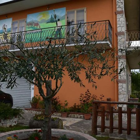B&B Nel Verde Montesano sulla Marcellana 外观 照片